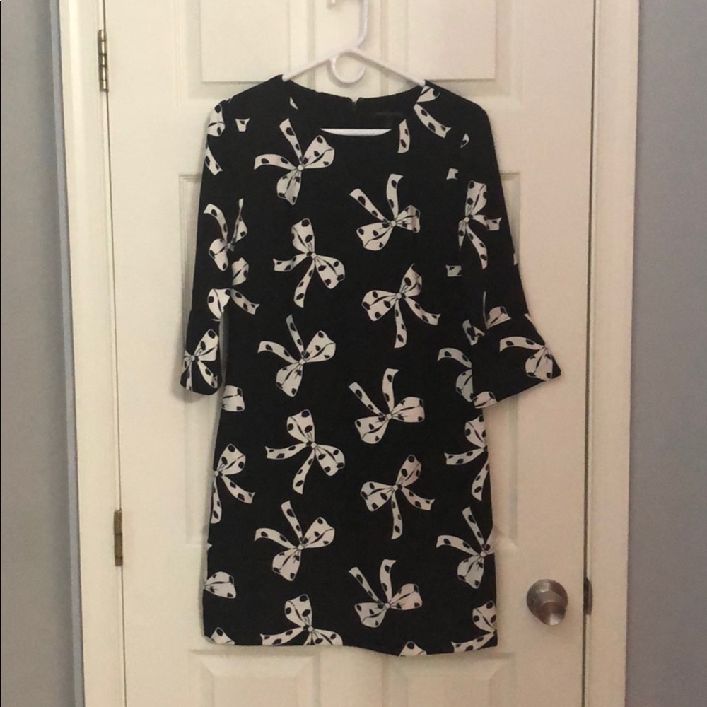 Black and white banana republic dress